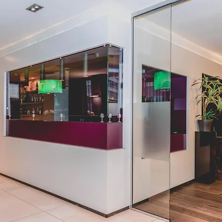 Bliss Hotel 4*