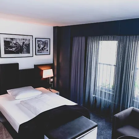 Hotel Bliss Frankfurt nad Menem