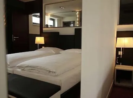 Ξενοδοχείο Bliss 4*