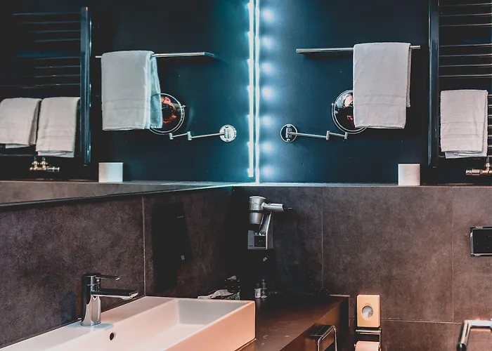 Hotel Bliss 4*
