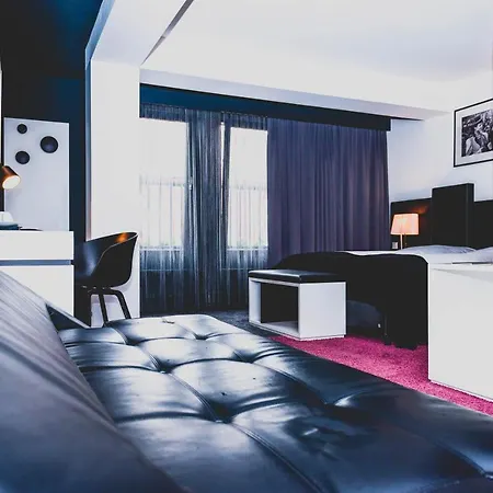 Hotel Bliss 4*