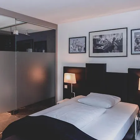 Bliss Hotel
