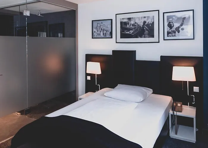 Bliss Hotel Frankfurt nad Mohanem