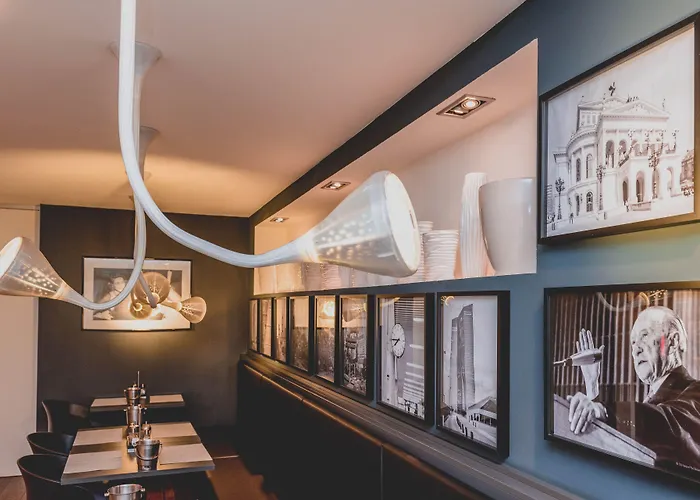 Hotel Bliss Hotell 4*