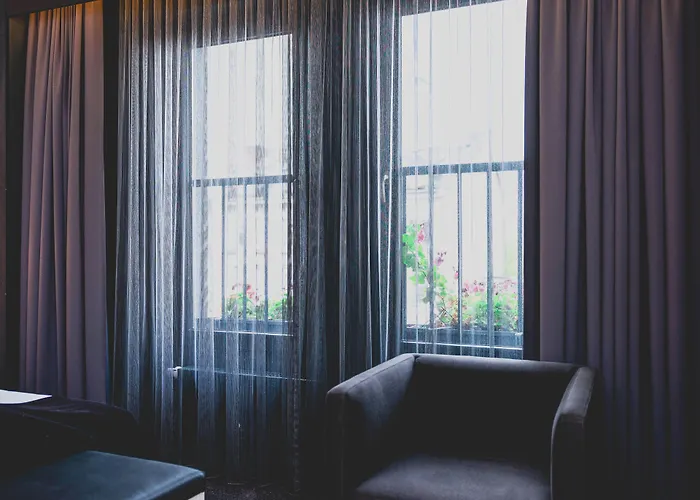 Hotel Bliss