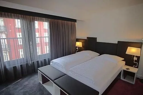Hotel Bliss 4*